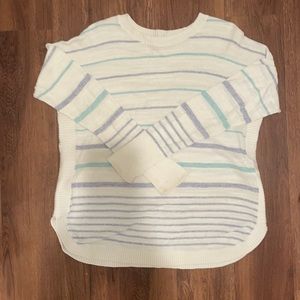 Vineyard vines light weight striped sweater, size S